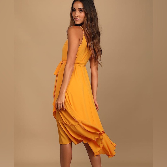 NWT Lulus Manhattan Moment Bright Orange Ruffled Midi Wrap Dress. Size medium. - Picture 3 of 9